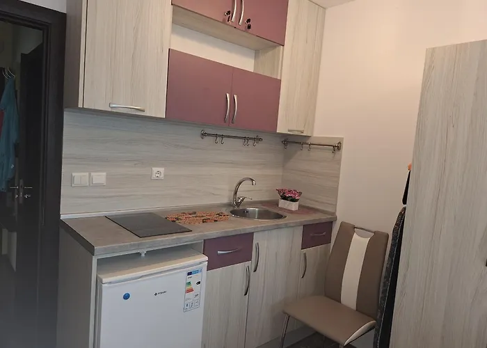 Paradise 105 * بريمورسكو