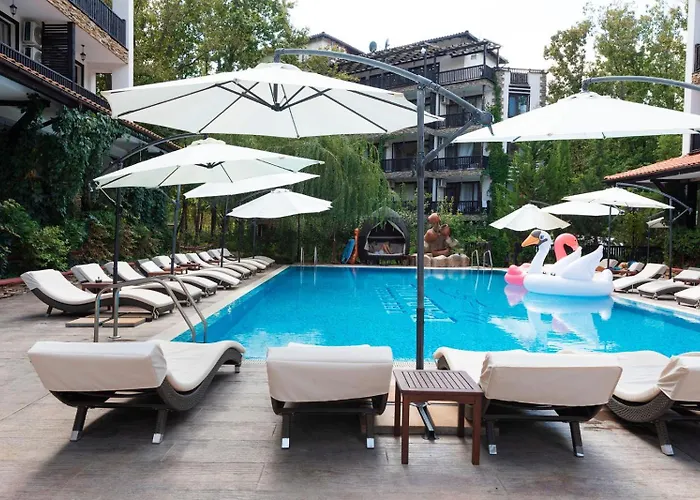 Paradise 105 * بريمورسكو